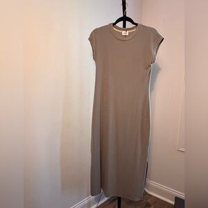 Cap-Sleeve Midi Dress in Taupe